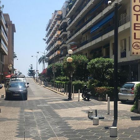 الشقق الفندقية نيسفي  Studio Carre D'Or Situe A 50 M De La Plage المظهر الخارجي الصورة