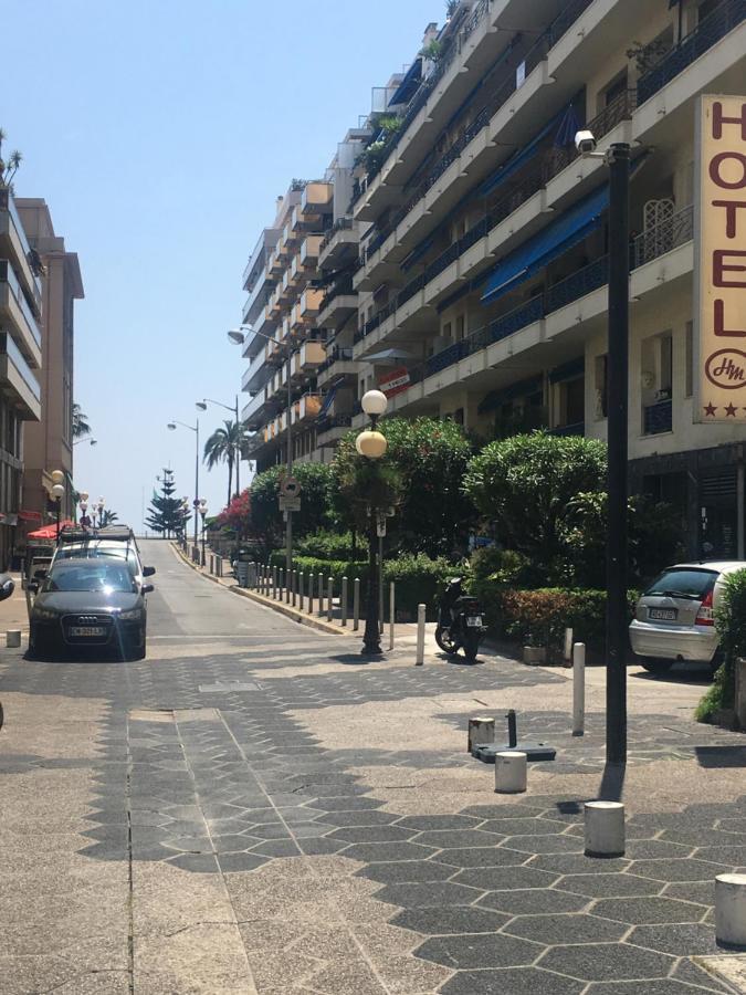 الشقق الفندقية نيسفي  Studio Carre D'Or Situe A 50 M De La Plage المظهر الخارجي الصورة